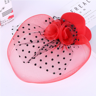 Шляпка вуалетка на заколке карнавальная с вуалью, 13см, цвет красный