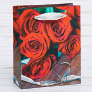 Пакет ламинированный вертикальный "От всего сердца 8 марта" красные розы, S 11х14х5,5 см